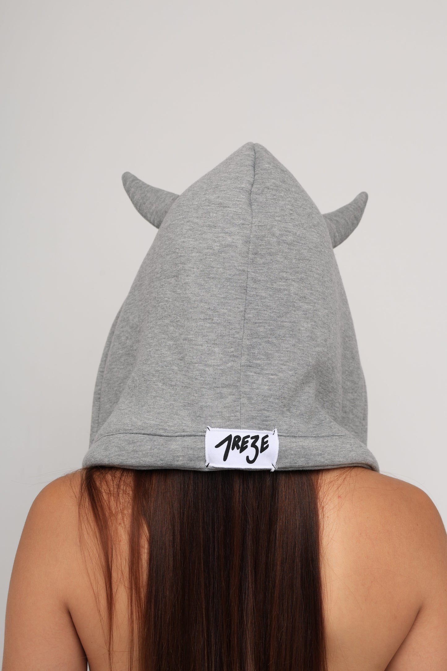 TRACKSUIT DEMON - GRIS